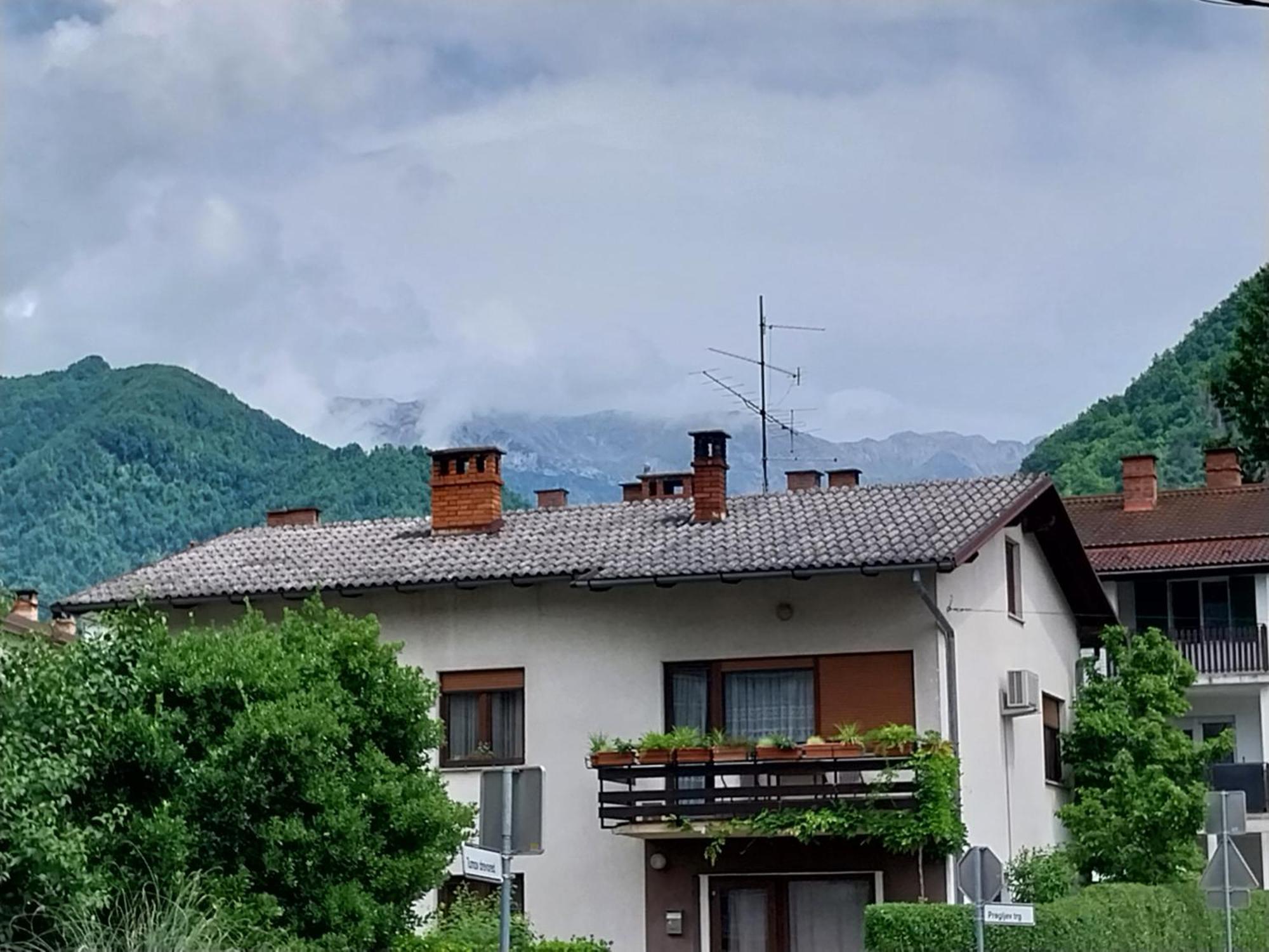 Gravitacija West Tolmin Exterior photo